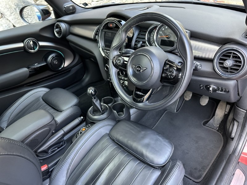 2020 (70) MINI HATCHBACK 1.5 Cooper Exclusive II 3dr 4949600