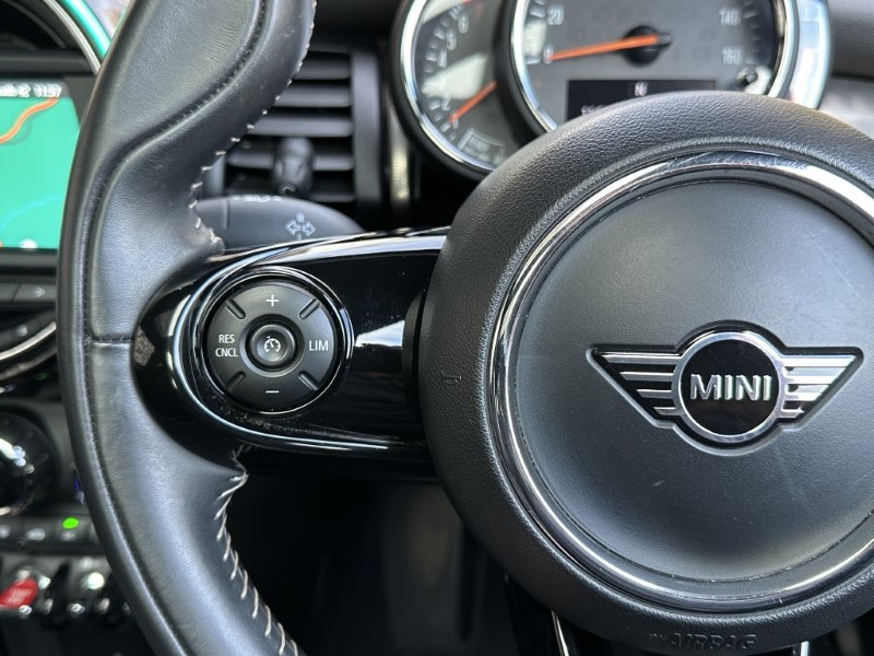 2020 (70) MINI HATCHBACK 1.5 Cooper Exclusive II 3dr 4949616