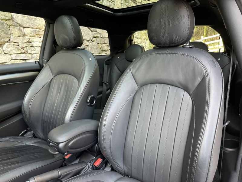 2020 (70) MINI HATCHBACK 1.5 Cooper Exclusive II 3dr 4949627