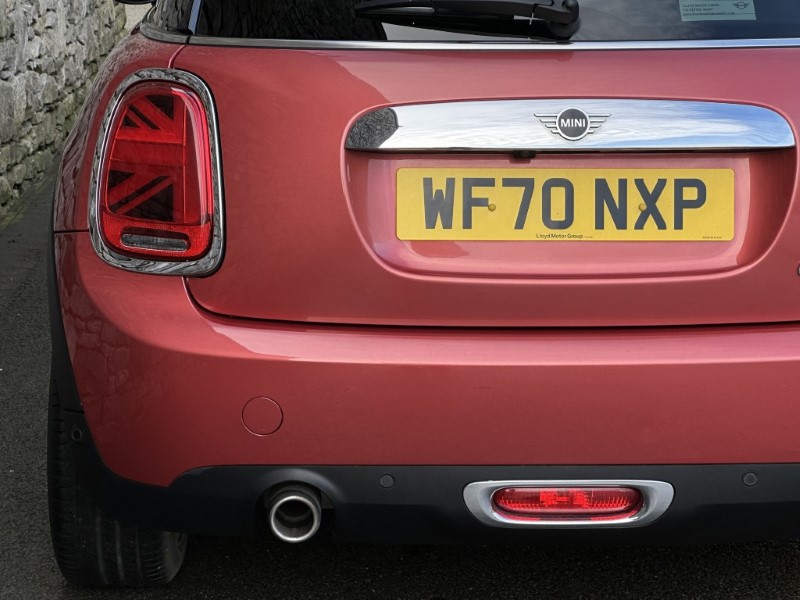 2020 (70) MINI HATCHBACK 1.5 Cooper Exclusive II 3dr 4949596