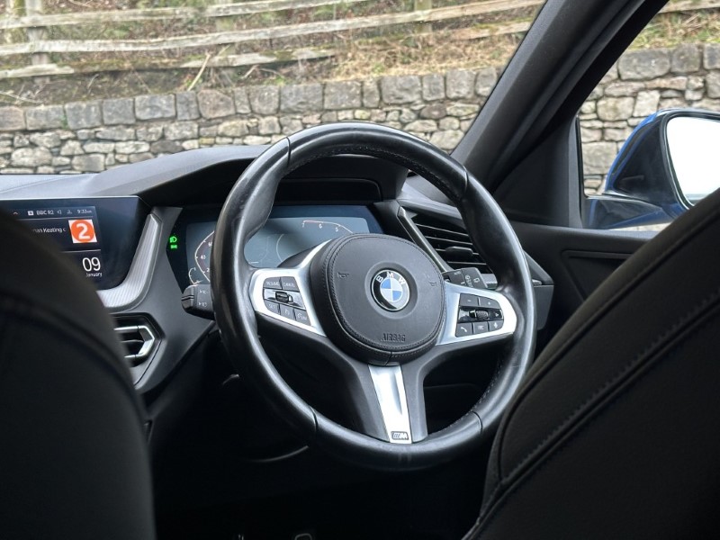 2022 (22) BMW 1 SERIES 118i M Sport 5dr 4935203