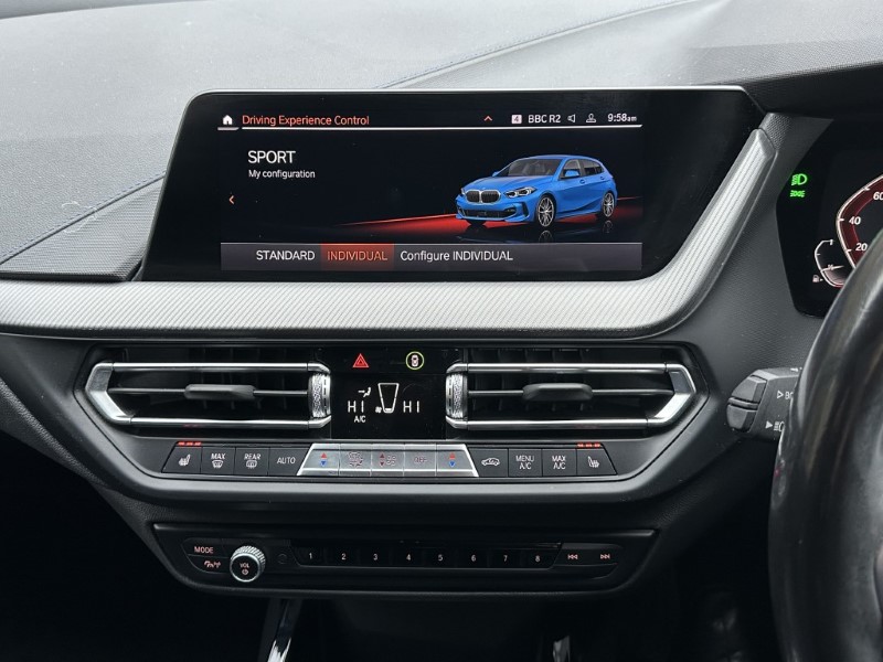 2022 (22) BMW 1 SERIES 118i M Sport 5dr 4935197