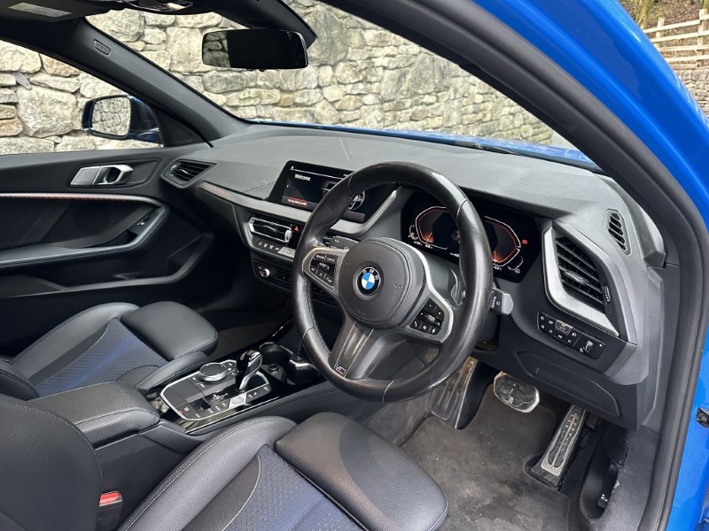 2022 (22) BMW 1 SERIES 118i M Sport 5dr 4935193