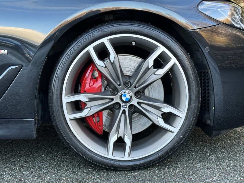 2022 (72) BMW 5 SERIES M550i xDrive 4dr Saloon  4946542