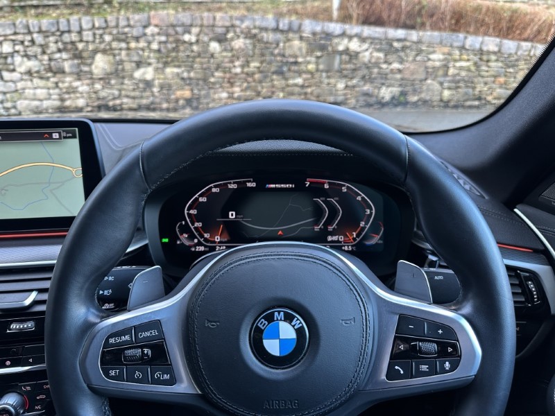 2022 (72) BMW 5 SERIES M550i xDrive 4dr Saloon  4946534