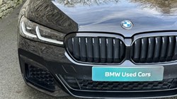 2022 (72) BMW 5 SERIES M550i xDrive 4dr Saloon 4949513