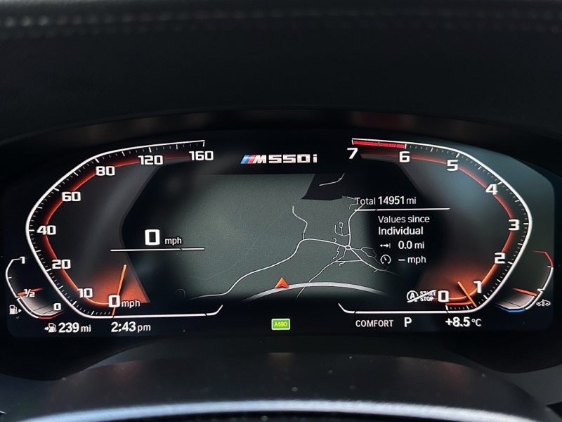 2022 (72) BMW 5 SERIES M550i xDrive 4dr Saloon  4946516