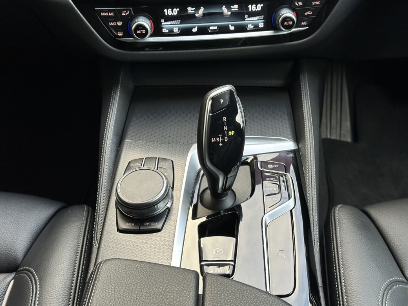 2022 (72) BMW 5 SERIES M550i xDrive 4dr Saloon  4946489