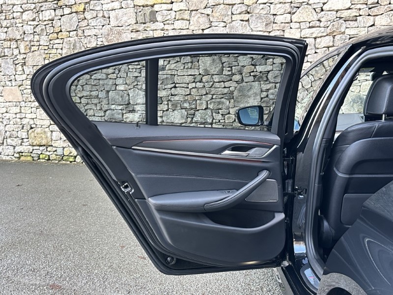 2022 (72) BMW 5 SERIES M550i xDrive 4dr Saloon  4946520