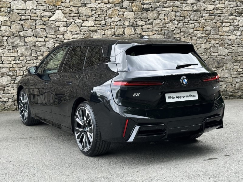 2025 (75) BMW iX 400kW xDrive60 M Sport  4922659