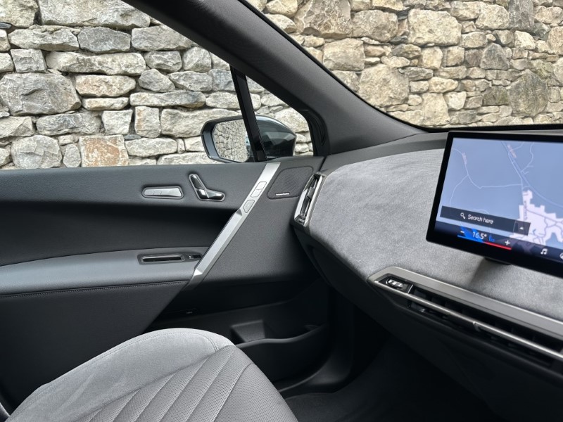 2025 (75) BMW iX 400kW xDrive60 M Sport  4922607