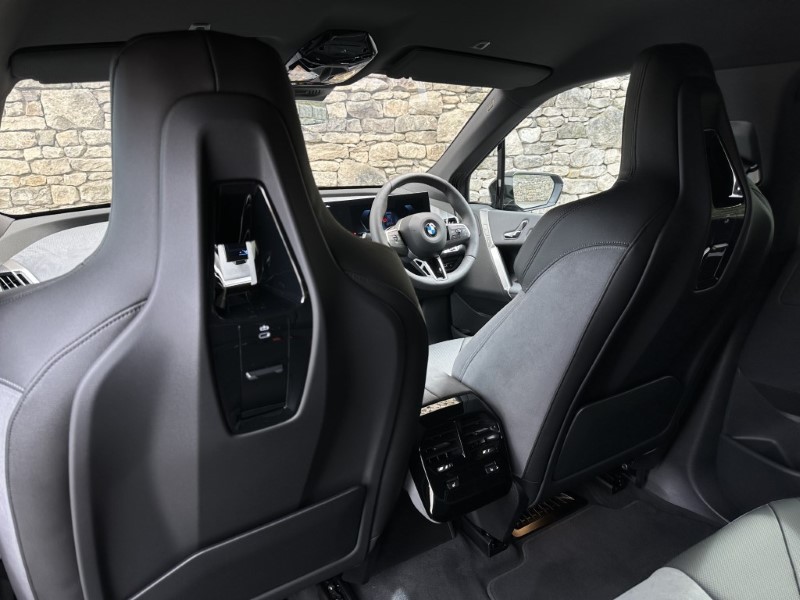 2025 (75) BMW iX 400kW xDrive60 M Sport  4922631