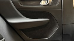 2020 (20) VOLVO XC40 2.0 T4 Inscription 5dr AWD Geartronic 4983682