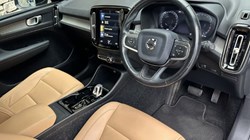 2020 (20) VOLVO XC40 2.0 T4 Inscription 5dr AWD Geartronic 4983678
