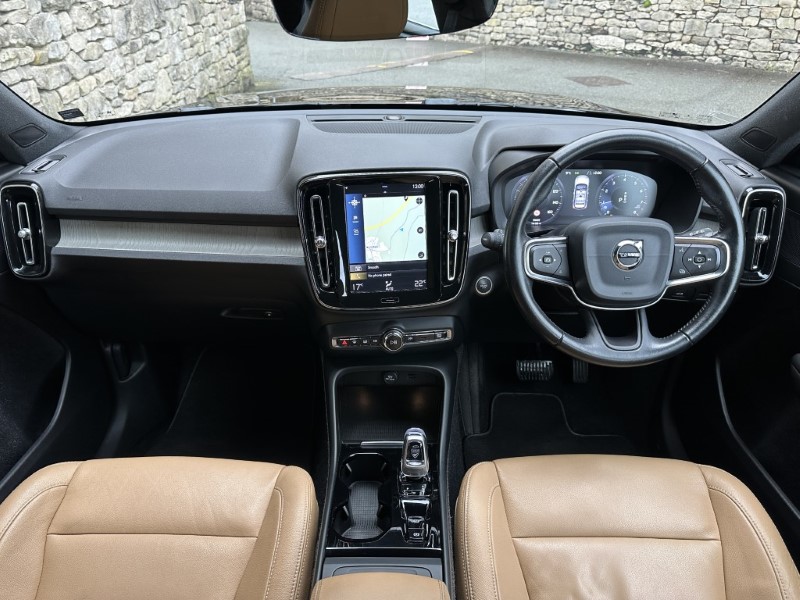 2020 (20) VOLVO XC40 2.0 T4 Inscription 5dr AWD Geartronic 4983684