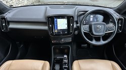 2020 (20) VOLVO XC40 2.0 T4 Inscription 5dr AWD Geartronic 4983684