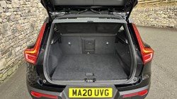 2020 (20) VOLVO XC40 2.0 T4 Inscription 5dr AWD Geartronic 4983676