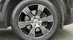 2020 (20) VOLVO XC40 2.0 T4 Inscription 5dr AWD Geartronic 4983727