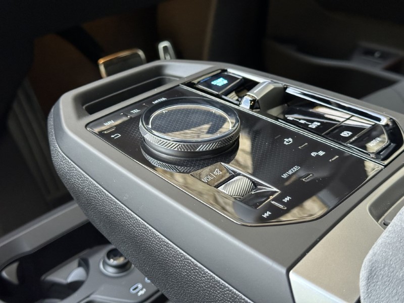 2026 (75) BMW iX 300kW xDrive45 M Sport 101kWh 5dr Auto 4967884