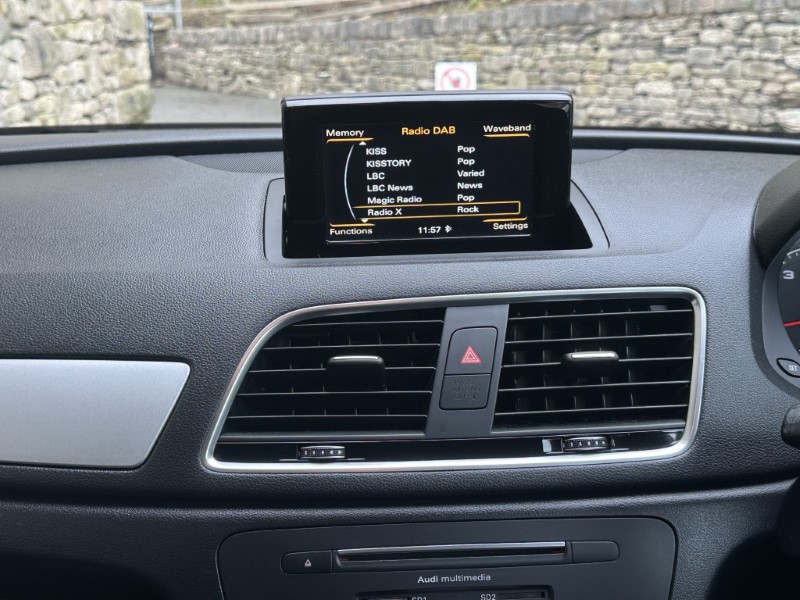 2017 (17) AUDI Q3 1.4T FSI Sport 5dr S Tronic 4936108