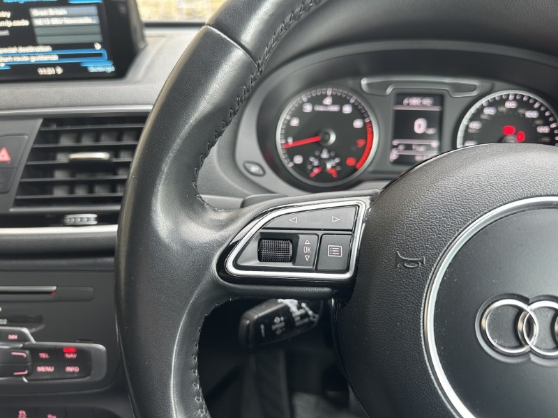 2017 (17) AUDI Q3 1.4T FSI Sport 5dr S Tronic 4936099