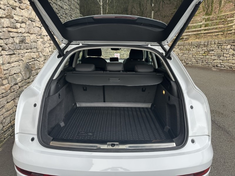 2017 (17) AUDI Q3 1.4T FSI Sport 5dr S Tronic 4936116