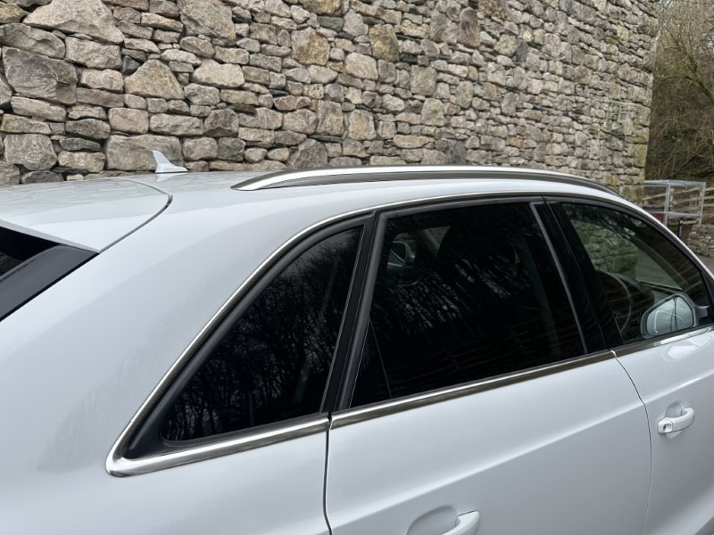 2017 (17) AUDI Q3 1.4T FSI Sport 5dr S Tronic 4936120