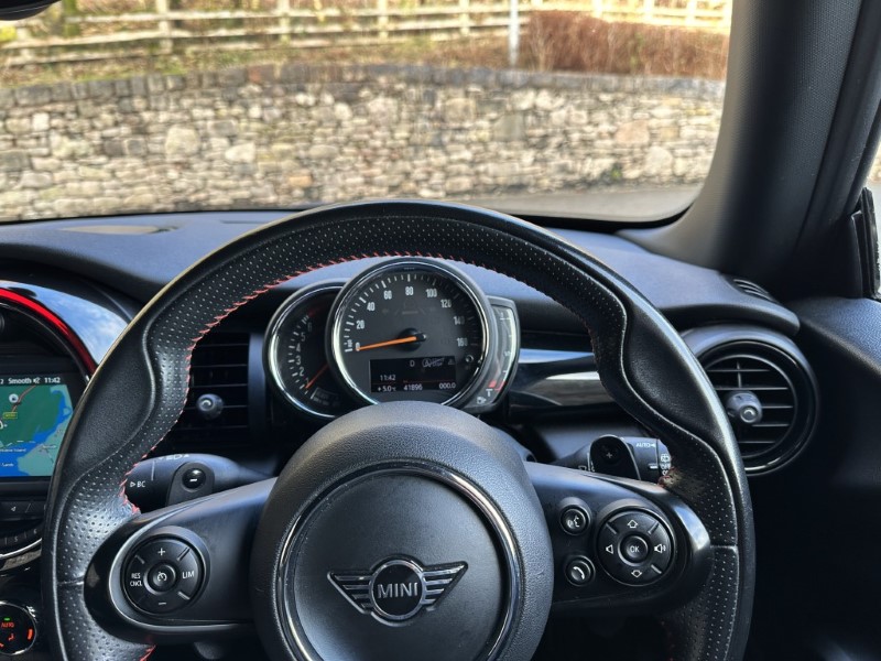 2020 (20) MINI HATCHBACK 2.0 Cooper S Sport II 3dr Auto 4958240