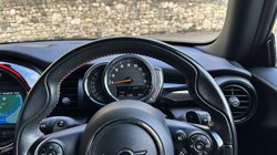 2020 (20) MINI HATCHBACK 2.0 Cooper S Sport II 3dr Auto 4958240