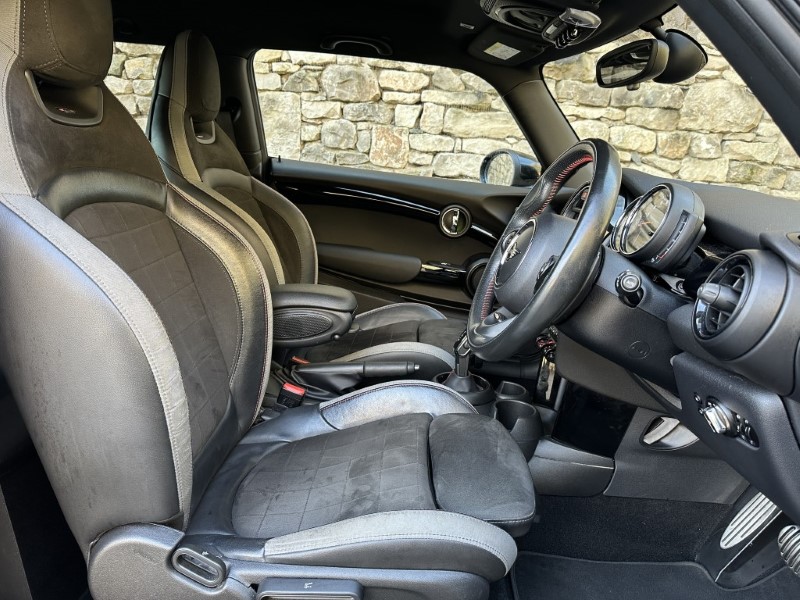 2020 (20) MINI HATCHBACK 2.0 Cooper S Sport II 3dr Auto 4958192