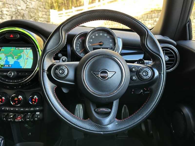 2020 (20) MINI HATCHBACK 2.0 Cooper S Sport II 3dr Auto 4958198