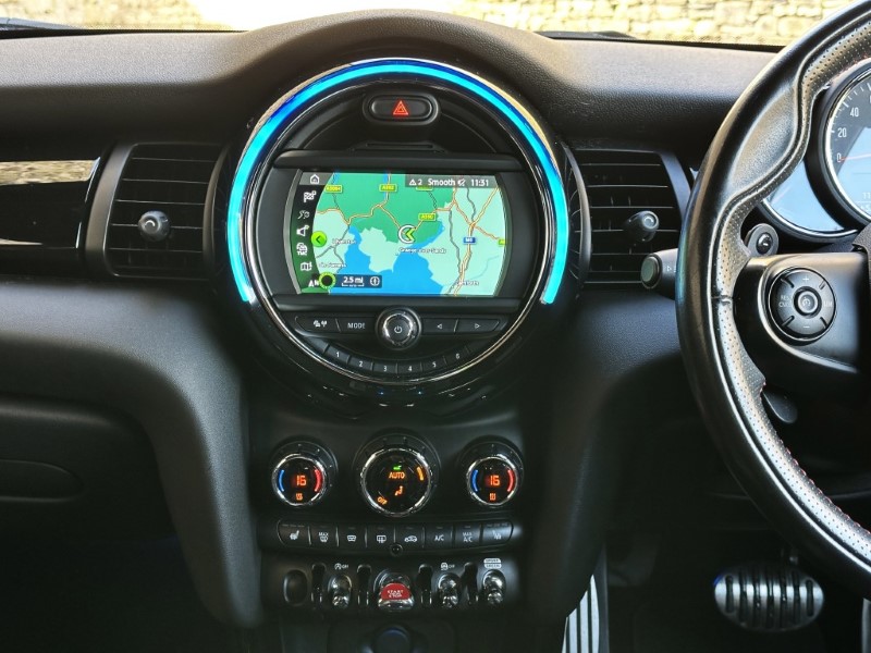 2020 (20) MINI HATCHBACK 2.0 Cooper S Sport II 3dr Auto 4958197