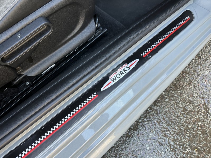 2020 (20) MINI HATCHBACK 2.0 Cooper S Sport II 3dr Auto 4958194