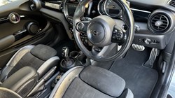 2020 (20) MINI HATCHBACK 2.0 Cooper S Sport II 3dr Auto 4958190