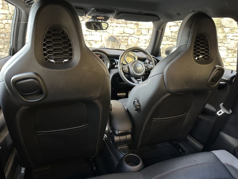 2020 (20) MINI HATCHBACK 2.0 Cooper S Sport II 3dr Auto 4958229