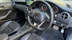 2017 (67) MERCEDES-BENZ A CLASS A180 AMG Line Premium 5dr Auto 4996133