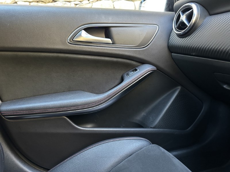 2017 (67) MERCEDES-BENZ A CLASS A180 AMG Line Premium 5dr Auto 4996119