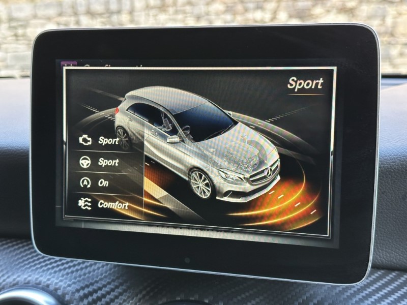 2017 (67) MERCEDES-BENZ A CLASS A180 AMG Line Premium 5dr Auto 4996155