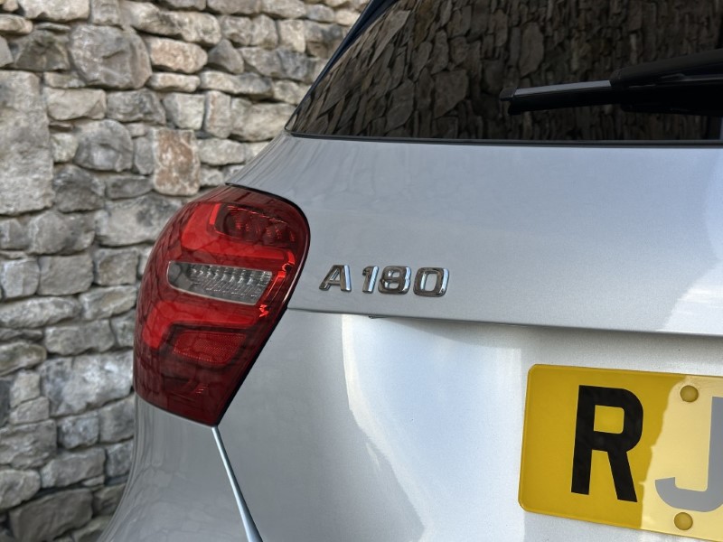 2017 (67) MERCEDES-BENZ A CLASS A180 AMG Line Premium 5dr Auto 4996109