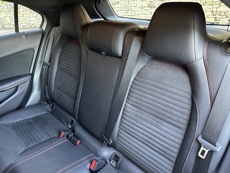 2017 (67) MERCEDES-BENZ A CLASS A180 AMG Line Premium 5dr Auto 4996149