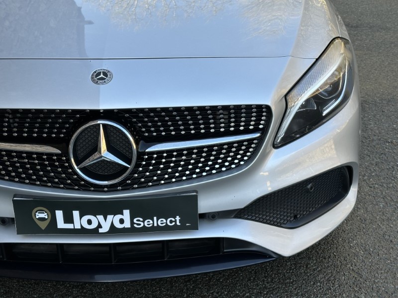 2017 (67) MERCEDES-BENZ A CLASS A180 AMG Line Premium 5dr Auto 4996135