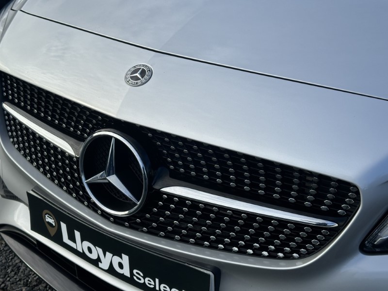 2017 (67) MERCEDES-BENZ A CLASS A180 AMG Line Premium 5dr Auto 4997057