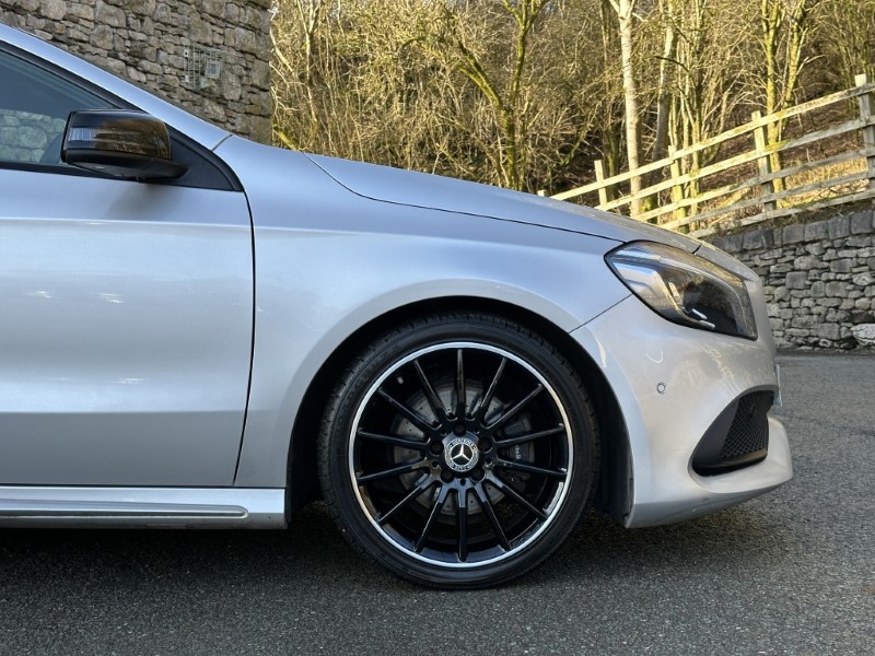 2017 (67) MERCEDES-BENZ A CLASS A180 AMG Line Premium 5dr Auto 4996166