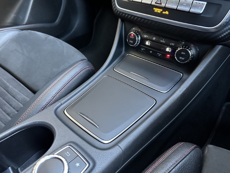 2017 (67) MERCEDES-BENZ A CLASS A180 AMG Line Premium 5dr Auto 4996115