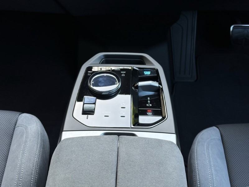 2026 (75) BMW iX 300kW xDrive45 M Sport 101kWh 5dr Auto 4966533