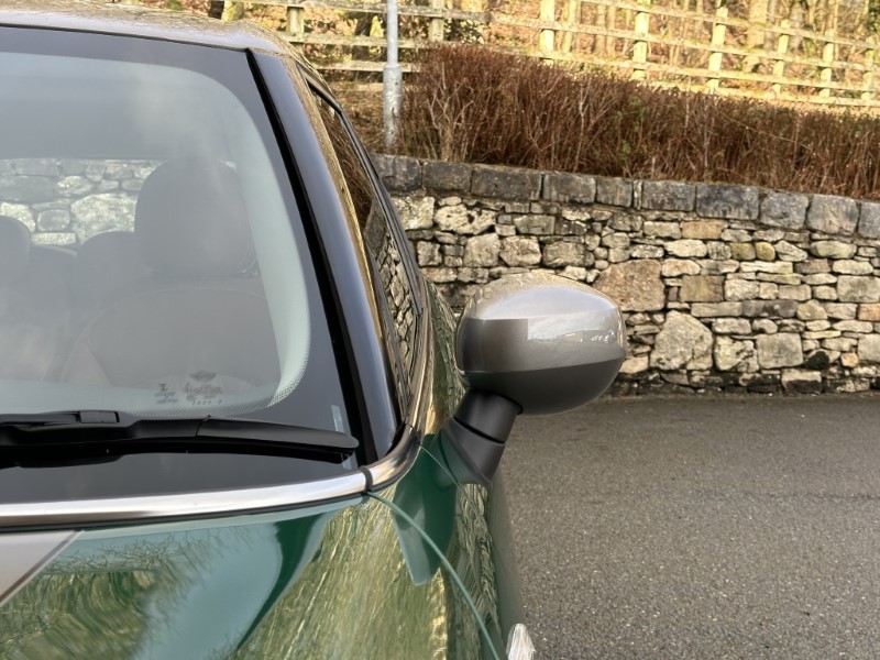 2020 (20) MINI HATCHBACK 2.0 Cooper S Exclusive II 5dr Auto [Comfort Pack] 4958382