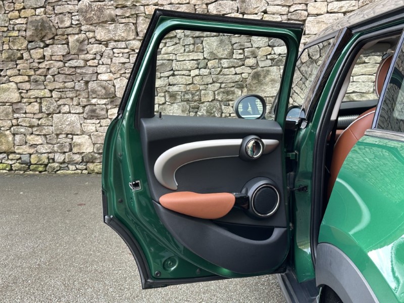 2020 (20) MINI HATCHBACK 2.0 Cooper S Exclusive II 5dr Auto [Comfort Pack] 4958377