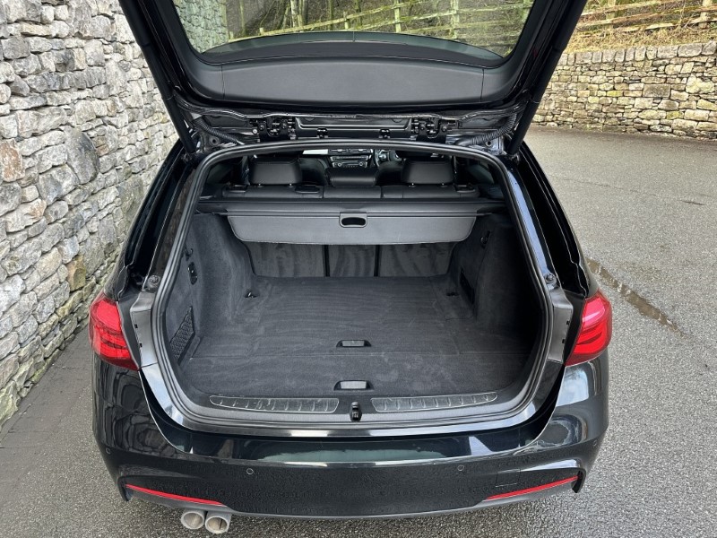 2019 (69) BMW 3 SERIES 320i M Sport Shadow Edition Touring  4973060