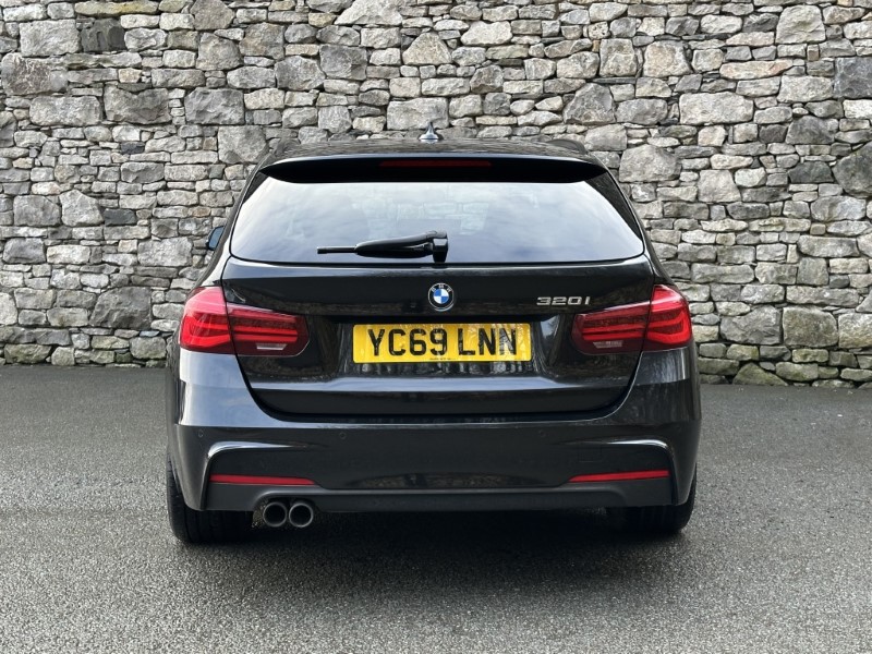 2019 (69) BMW 3 SERIES 320i M Sport Shadow Edition Touring  4973095