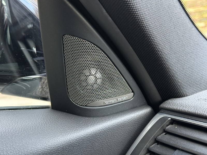 2019 (69) BMW 3 SERIES 320i M Sport Shadow Edition Touring  4973119